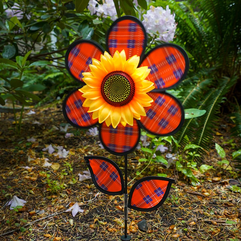 12" Plaid Sunflower Spinner