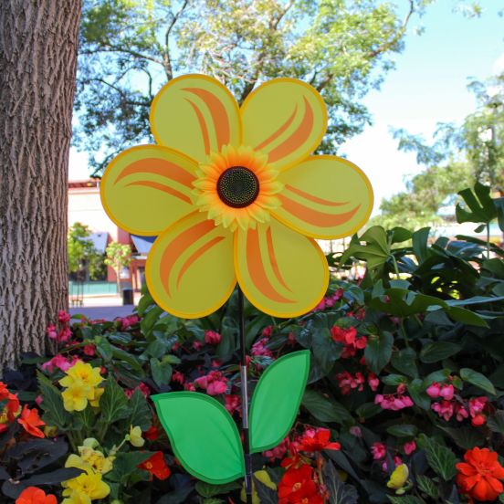 19" Sunflower Spinner