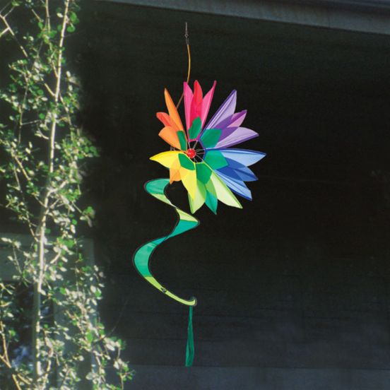 Swinging Flower Twist