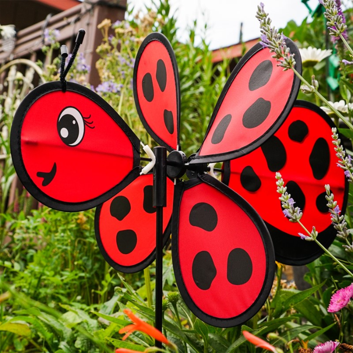 Baby Bug Lawn Spinner