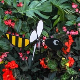 Baby Bug Bee Lawn Spinner